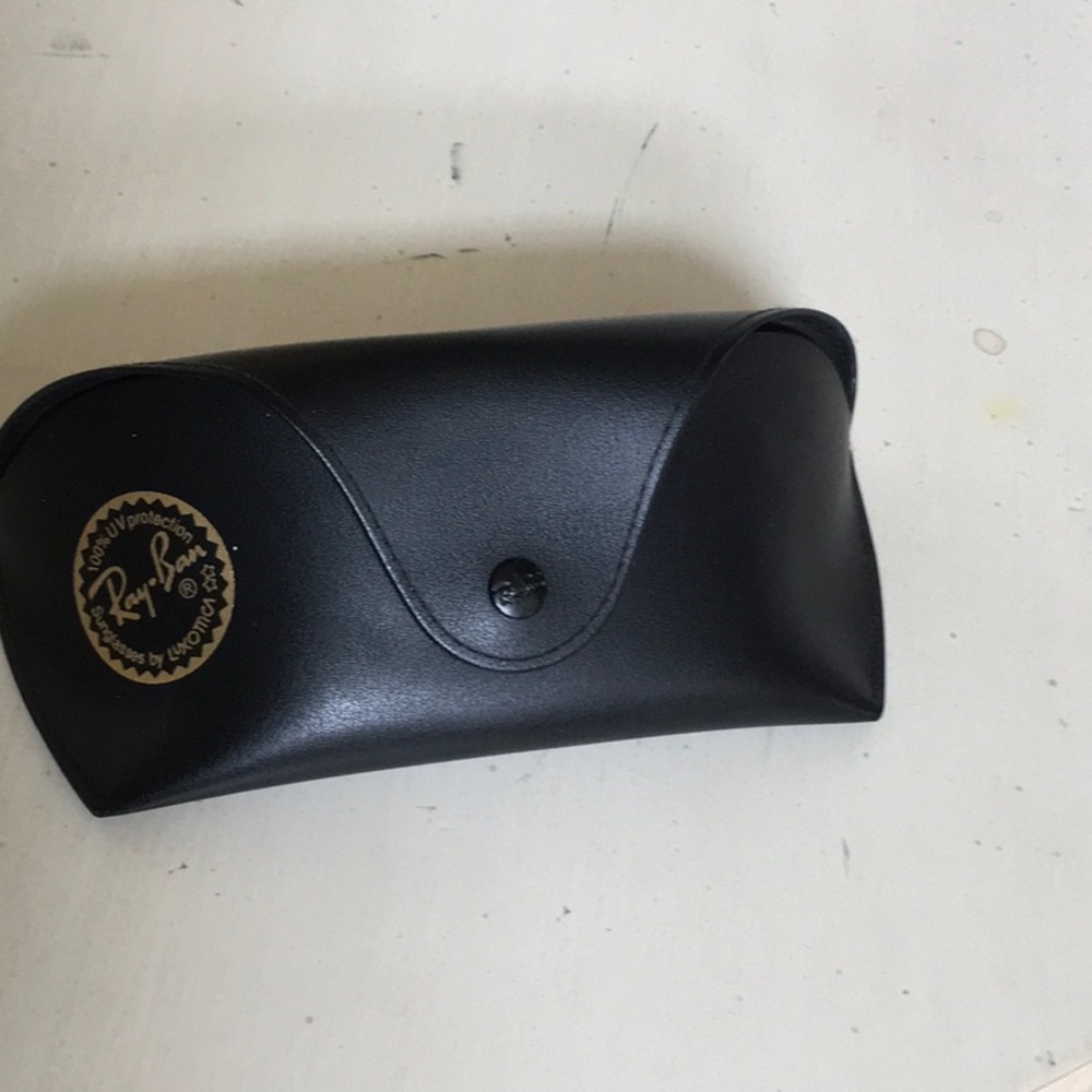 Ray Ban Case!